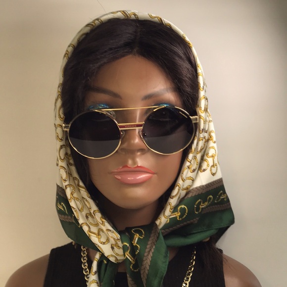 💯- New Authentic Versace Round VE2210 gold frame with dark grey polarized s… - Picture 4 of 15